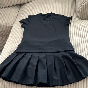 Black skirt and t-shirt